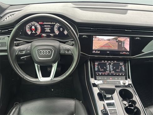 Used 2019 Audi Q8 Premium Plus w/ Premium Plus image 19