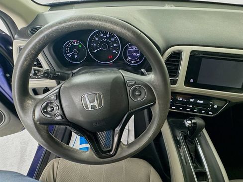 Used 2017 Honda HR-V EX image 14