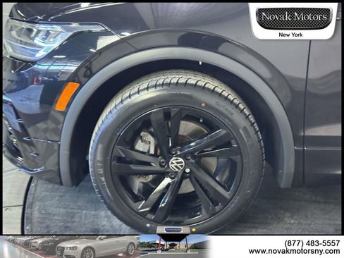 Used 2023 Volkswagen Tiguan SE R-Line AWD/4WD image 8