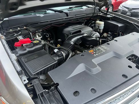 Used 2013 Chevrolet Silverado 1500 LT image 16
