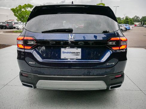 Used 2025 Honda Pilot Elite image 10