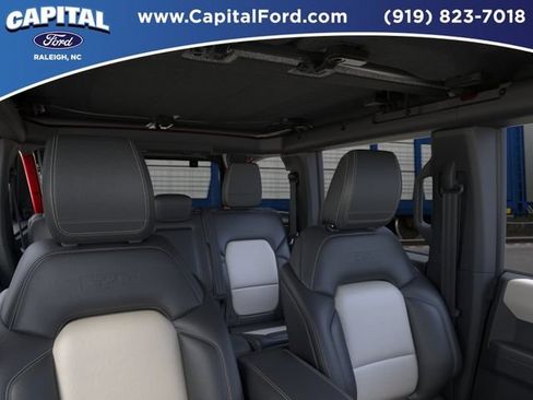New 2026 Ford Bronco Outer Banks w/ Sasquatch Package AWD/4WD image 12