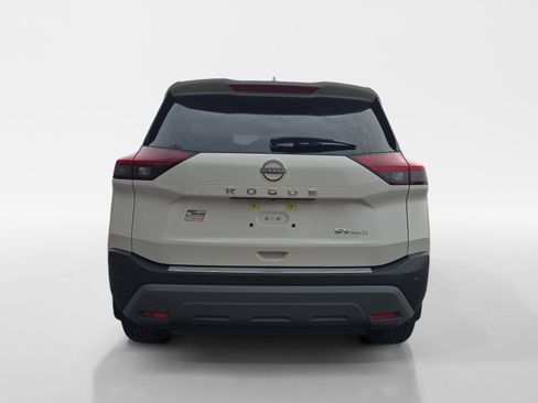Certified 2023 Nissan Rogue SV image 4