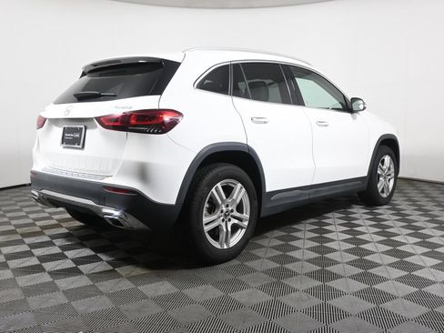 Used 2023 Mercedes-Benz GLA 250 4MATIC image 7