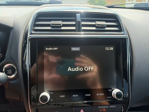 Used 2025 Mitsubishi Outlander Sport SE AWD/4WD image 18