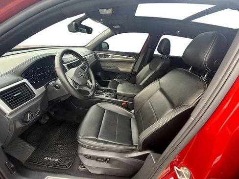 Used 2022 Volkswagen Atlas Cross Sport SE w/ Panoramic Sunroof Package AWD/4WD image 14