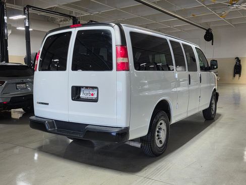 Used 2017 Chevrolet Express 2500 LS image 7