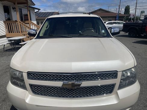 Used 2009 Chevrolet Tahoe LTZ AWD/4WD image 3