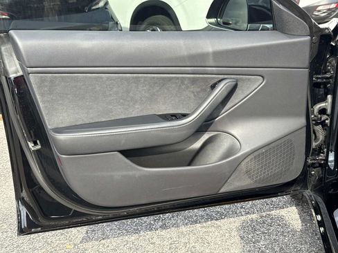 Used 2019 Tesla Model 3 Standard Range Plus image 19