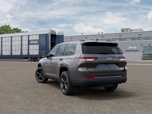 New 2026 Jeep Grand Cherokee L Limited AWD/4WD image 4