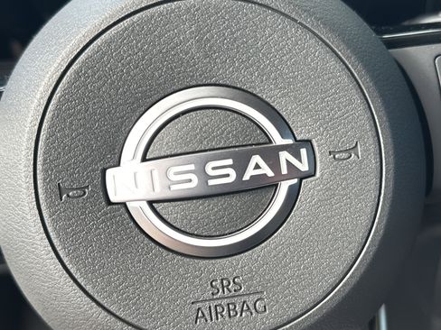 New 2026 Nissan Kicks SR image 15