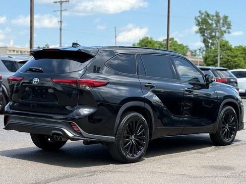 Used 2022 Toyota Highlander XSE image 37