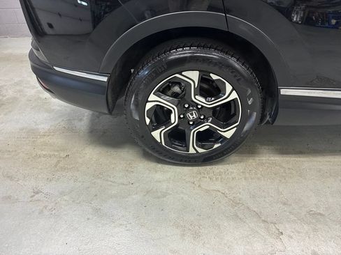 Used 2017 Honda CR-V Touring image 3