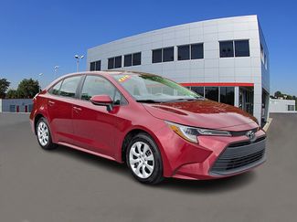 Used 2025 Toyota Corolla LE FWD video 1