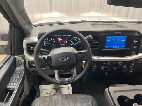New 2025 Ford F250 XLT image 5
