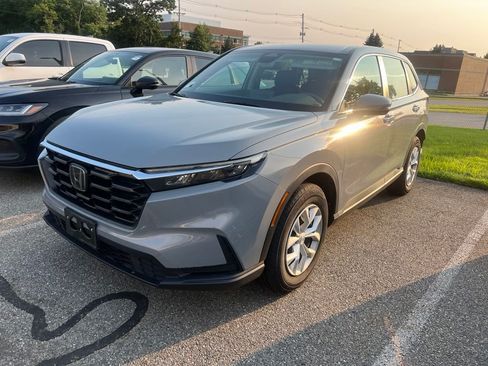Used 2024 Honda CR-V LX image 2
