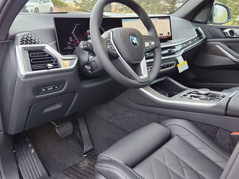 New 2026 BMW X5 xDrive50e w/ Premium Package AWD/4WD image 10