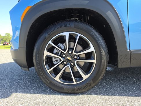 New 2026 Chevrolet TrailBlazer LT w/ LT Cold Weather Package FWD image 37