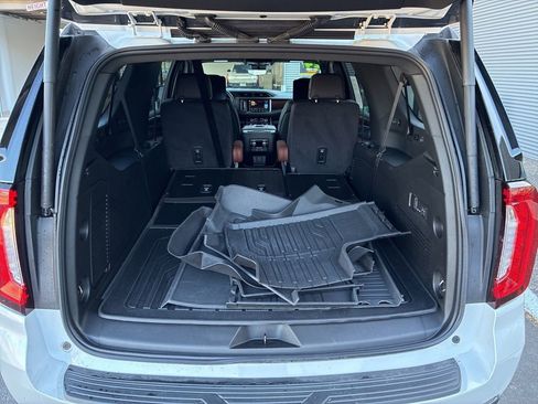 Used 2024 GMC Yukon XL Denali Ultimate AWD/4WD image 38