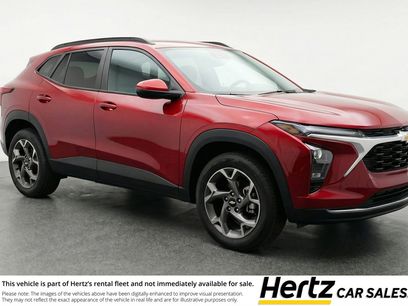 Used 2025 Chevrolet Trax LT