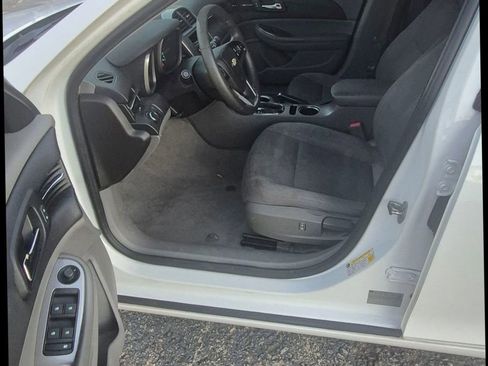 Used 2016 Chevrolet Malibu LS image 7