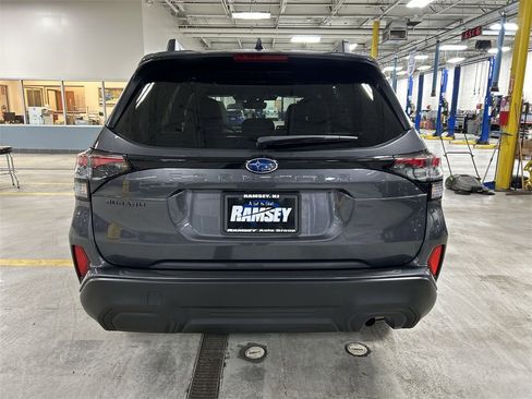 Certified 2025 Subaru Forester Premium image 7