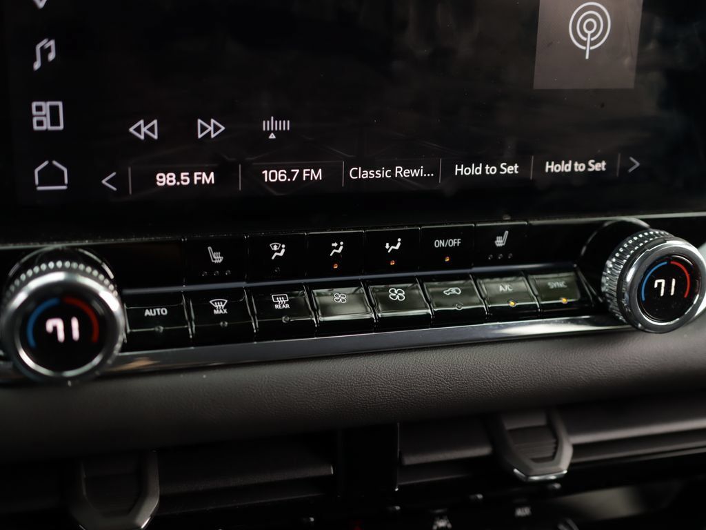 Used 2025 GMC Canyon Elevation w/ Convenience Package AWD/4WD image 17