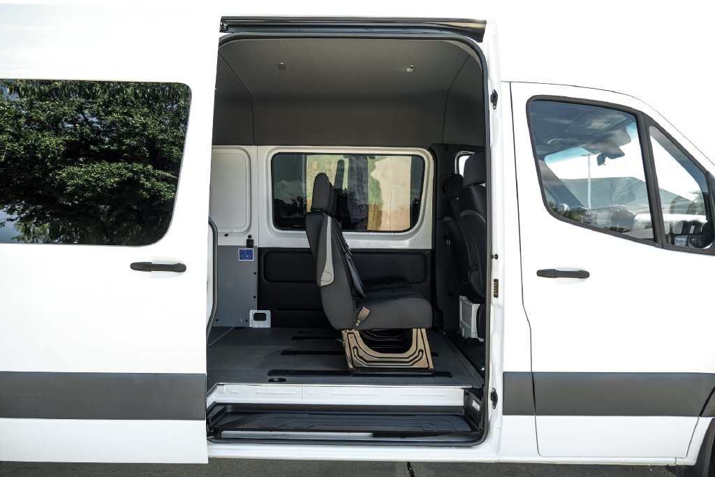 Used 2019 Mercedes-Benz Sprinter 170 w/ Driver Convenience Package image 36