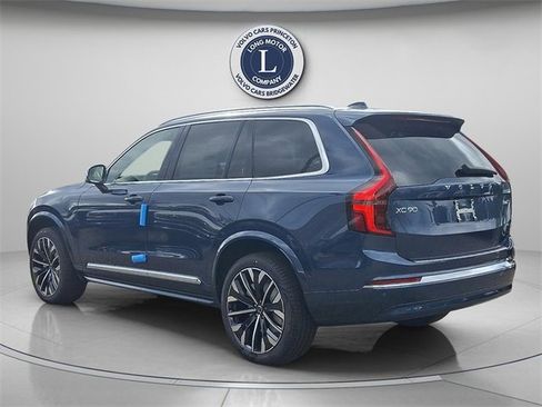 New 2026 Volvo XC90 B6 Plus w/ Protection Package Premier image 3