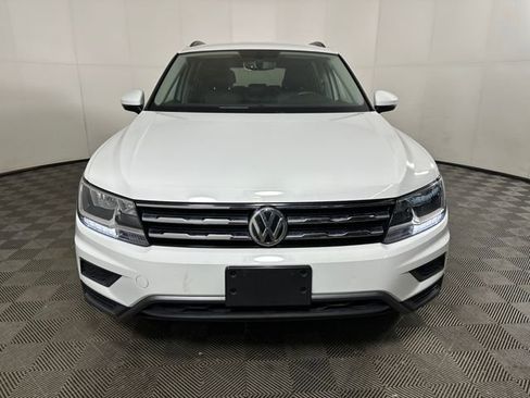 Used 2021 Volkswagen Tiguan SE image 8