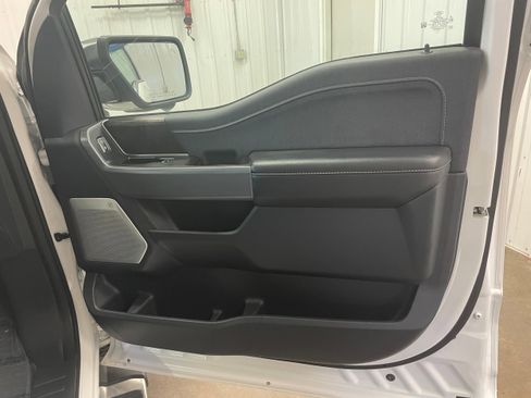 Used 2022 Ford F150 Lariat w/ Equipment Group 502A High AWD/4WD image 34