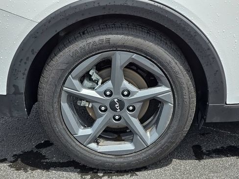 Used 2025 Kia K4 FWD image 43