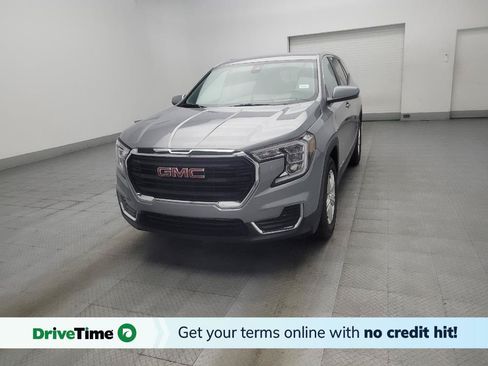 Used 2024 GMC Terrain SLE FWD image 1