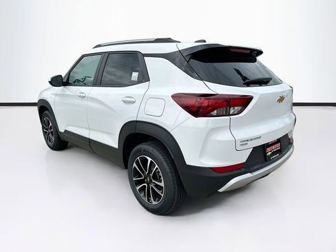 New 2026 Chevrolet TrailBlazer LT w/ Convenience Package image 8
