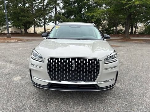 Used 2023 Lincoln Corsair Reserve FWD image 7