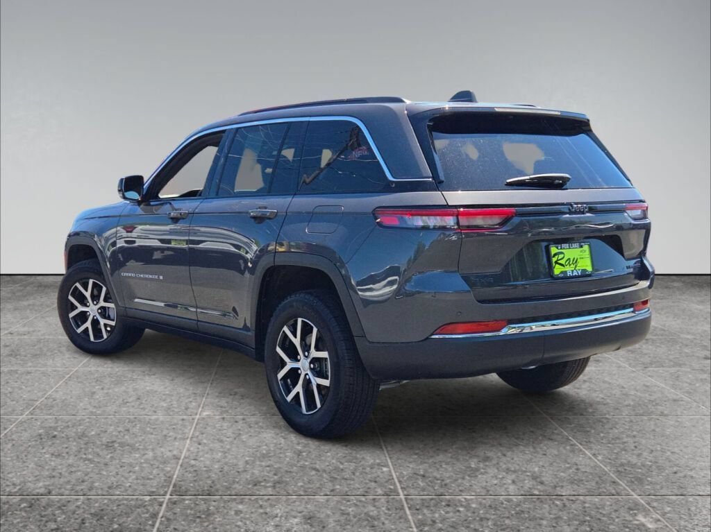 Certified 2025 Jeep Grand Cherokee Limited AWD/4WD image 8