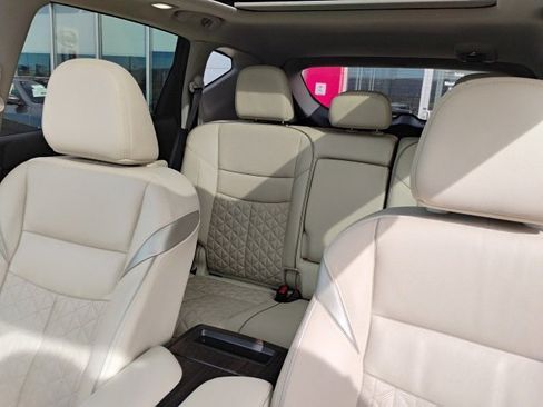 Used 2020 Nissan Murano Platinum image 14