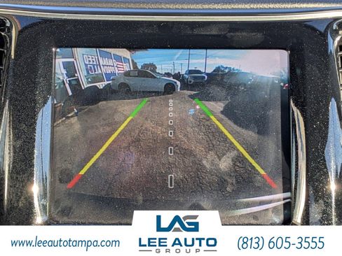 Used 2019 Jeep Cherokee Limited w/ Technology Group image 23