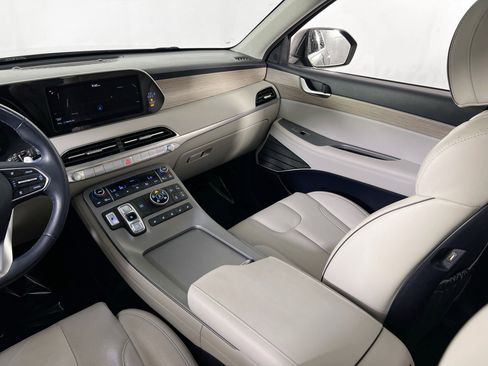 Used 2022 Hyundai Palisade Limited image 24