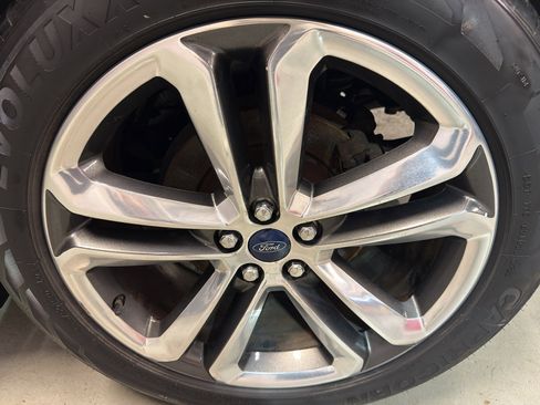 Used 2017 Ford Edge Sport w/ Technology Package image 36