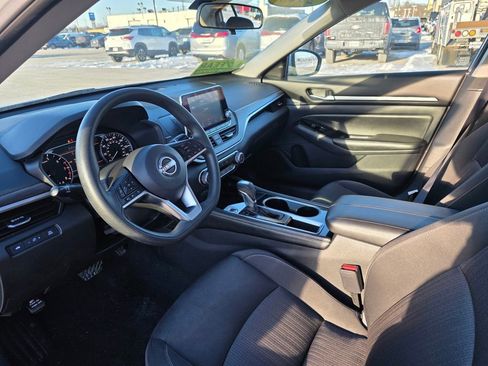 Used 2023 Nissan Altima 2.5 SV image 23