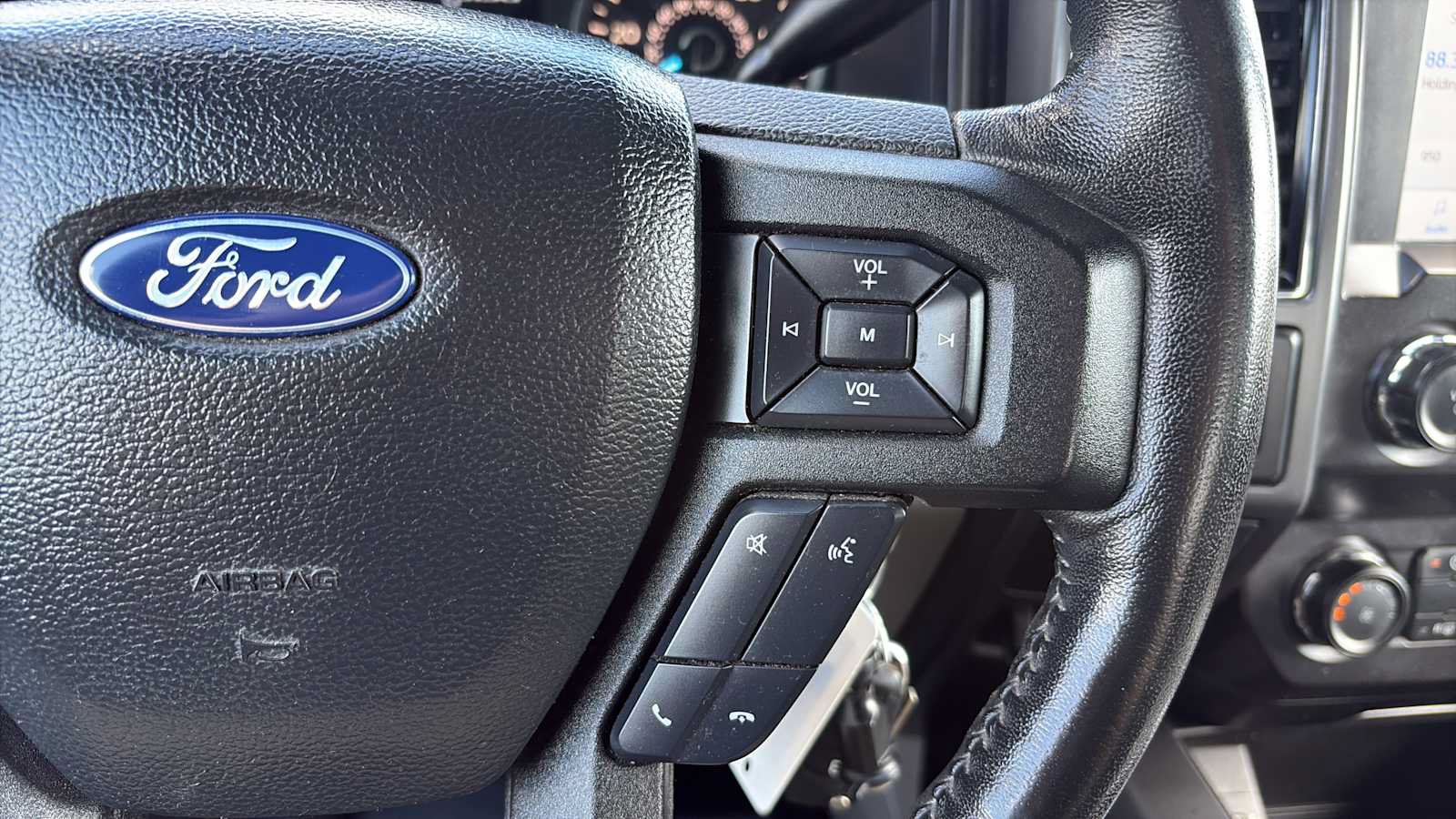 Used 2019 Ford F150 XLT w/ Equipment Group 301A Mid AWD/4WD image 10