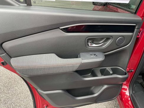 New 2026 Honda Pilot Sport image 11