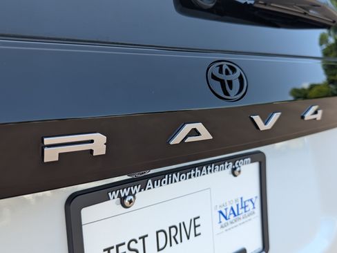 Used 2026 Toyota RAV4 XSE w/ Panoramic Sun Roof Package AWD/4WD image 37