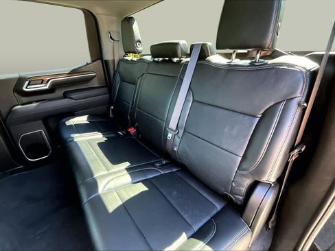 Used 2026 Chevrolet Silverado 1500 RST w/ Z71 Off-Road Package AWD/4WD image 21