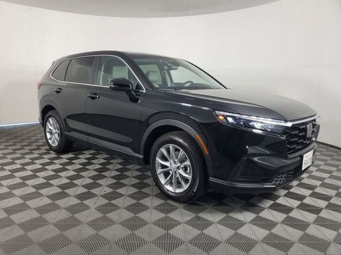 Used 2025 Honda CR-V EX image 2