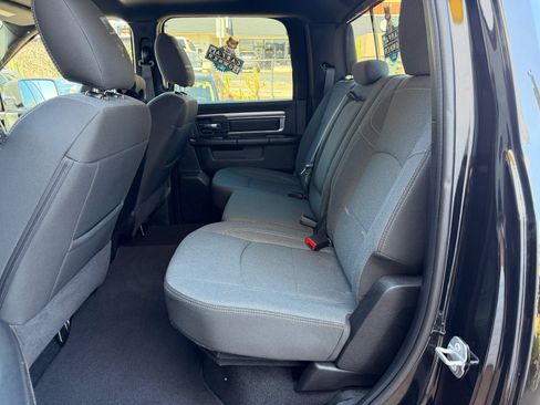 Used 2023 RAM 1500 Warlock AWD/4WD image 12