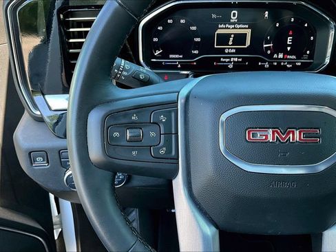 Used 2025 GMC Sierra 1500 SLT AWD/4WD image 14