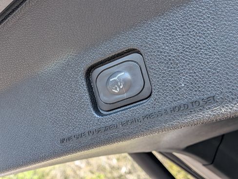 Used 2019 Ford Explorer Sport w/ Ford Safe & Smart Package image 14