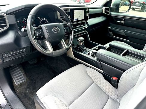 Used 2022 Toyota Tundra SR5 AWD/4WD image 8
